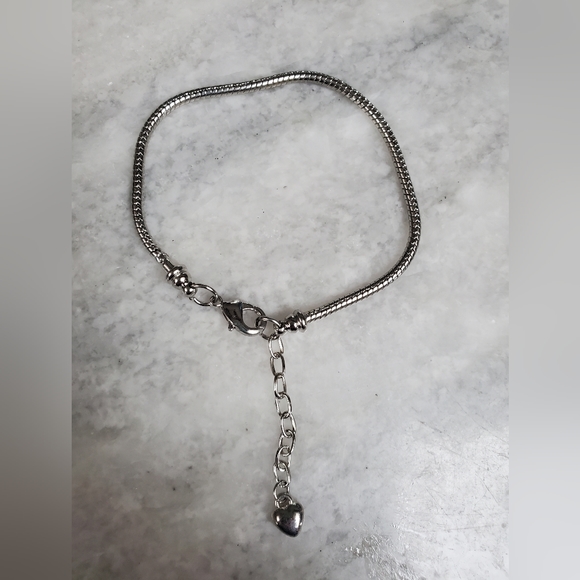 Pugster Pandora Sterling Silver Bracelet with 5 Charms - Picture 2 of 8